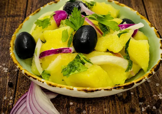 Salată orientală — Famous Gourmet