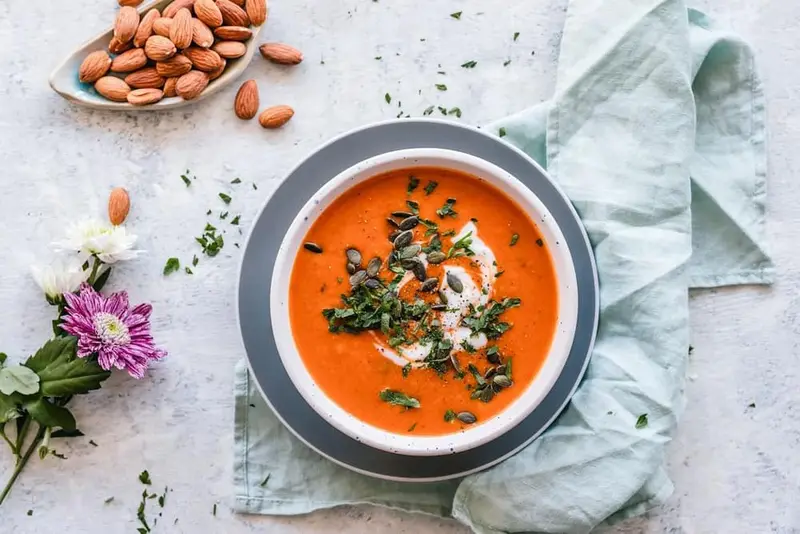 Ciorbă de casă, gătită proaspăt la Famous Gourmet Rahova